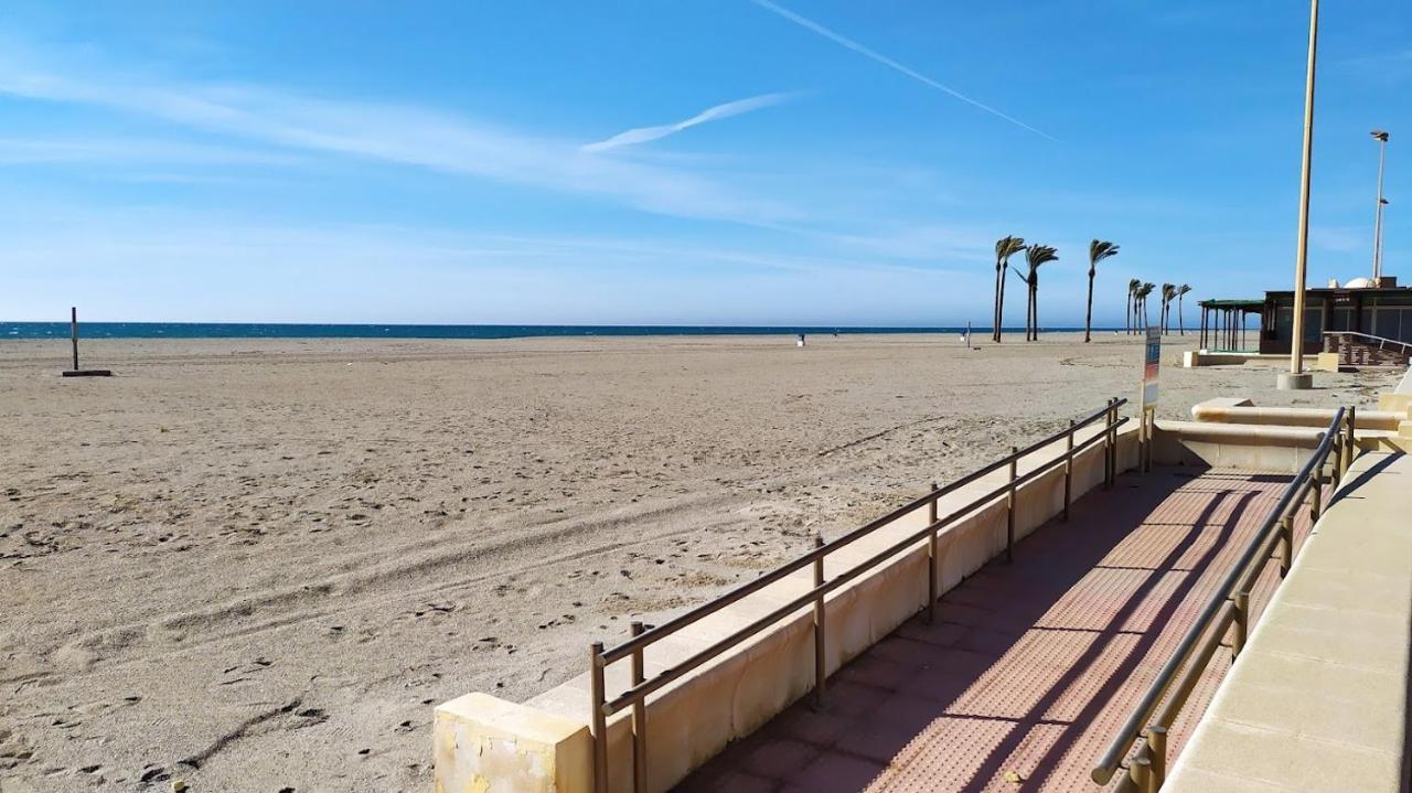 Atractivo Apartamento En La Playa Con Parking روكيتاس ذي مار المظهر الخارجي الصورة