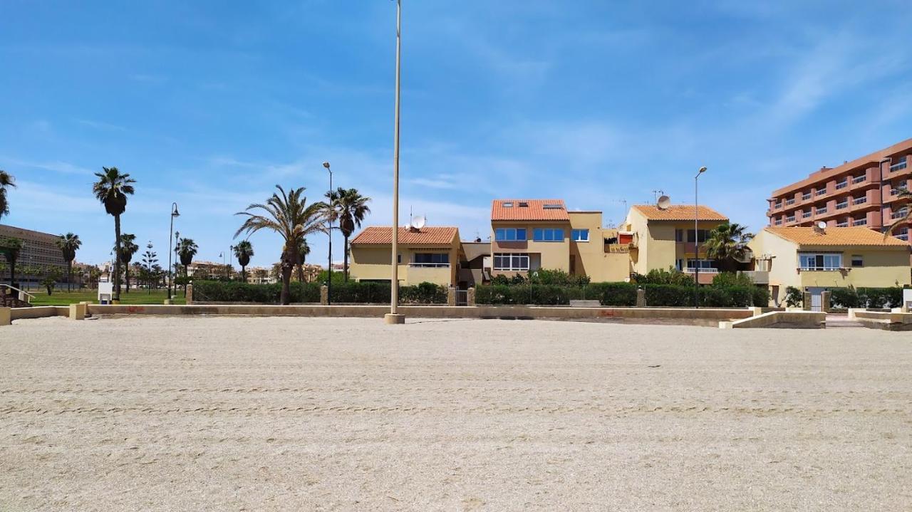 Atractivo Apartamento En La Playa Con Parking روكيتاس ذي مار المظهر الخارجي الصورة